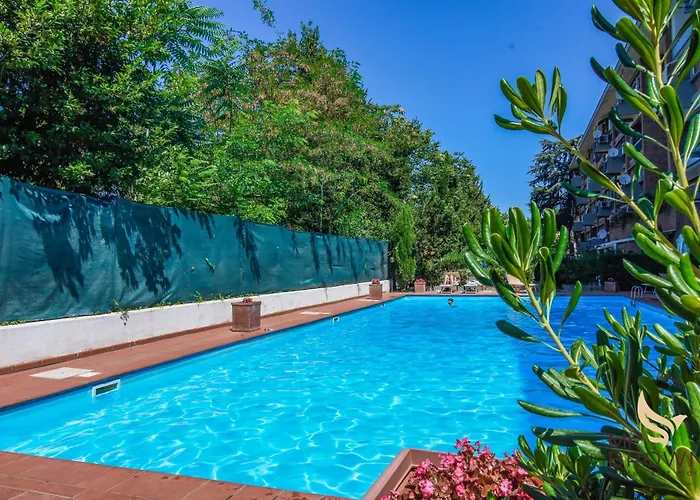 Mrbrown Aurelia Residence With Pool